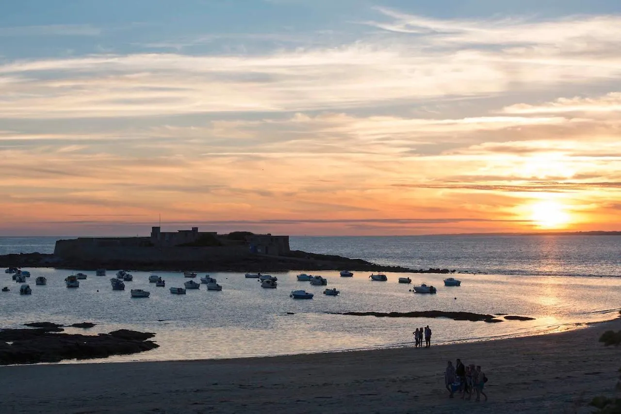 아파트 Chic T3 Neuf Calme Proche Centre-Ville Et Plages 로리앙
